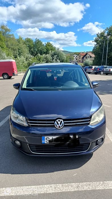 Vând vw Touran an 2012 automat