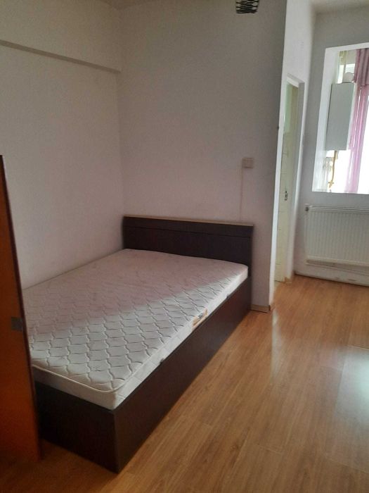 Inchiriez Garsoniera Slobozia zona Catedralei