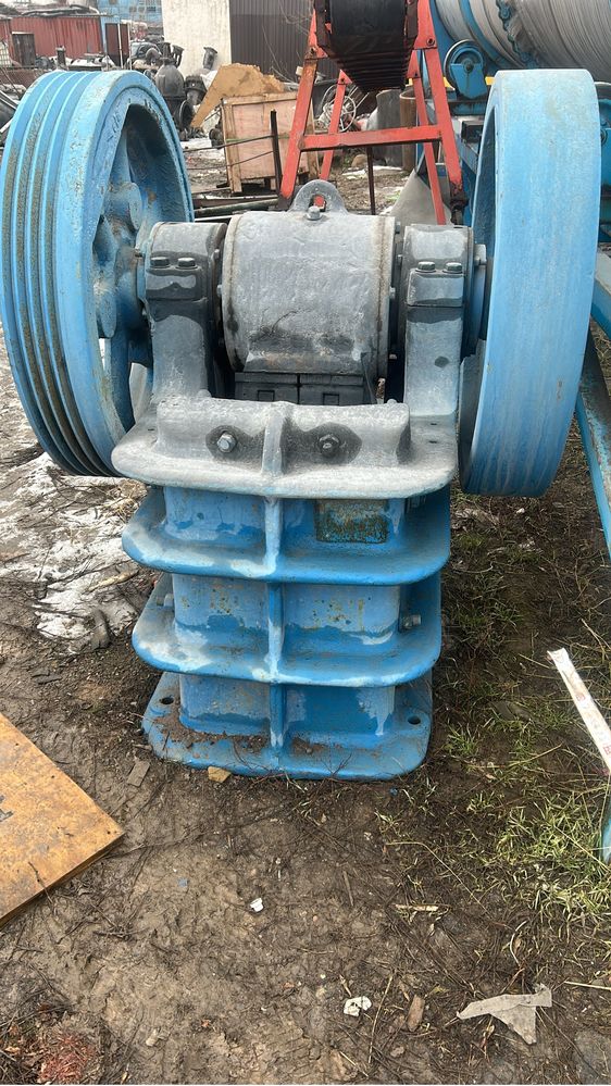Щековая дробилка смд116