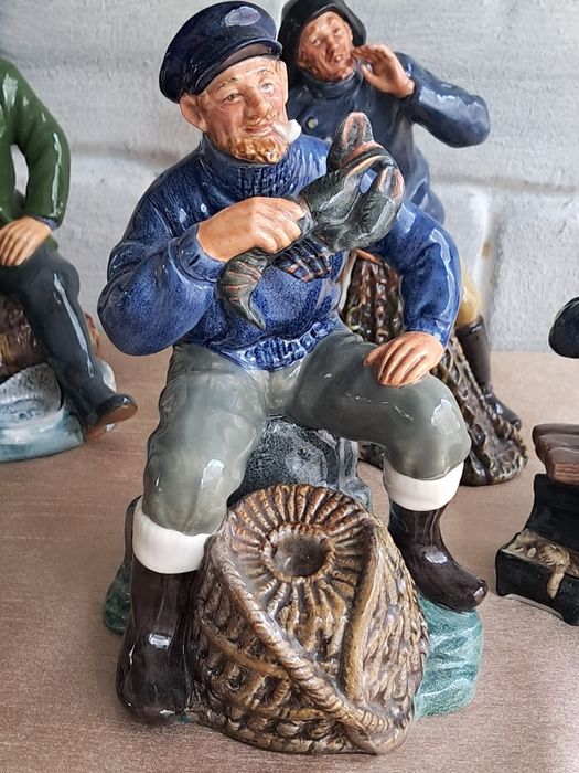 Royal Doulton фигури фин костен порцелан