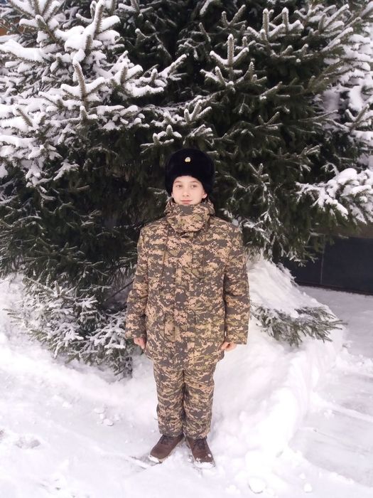 Продам зимний костюм очень  тёплый
