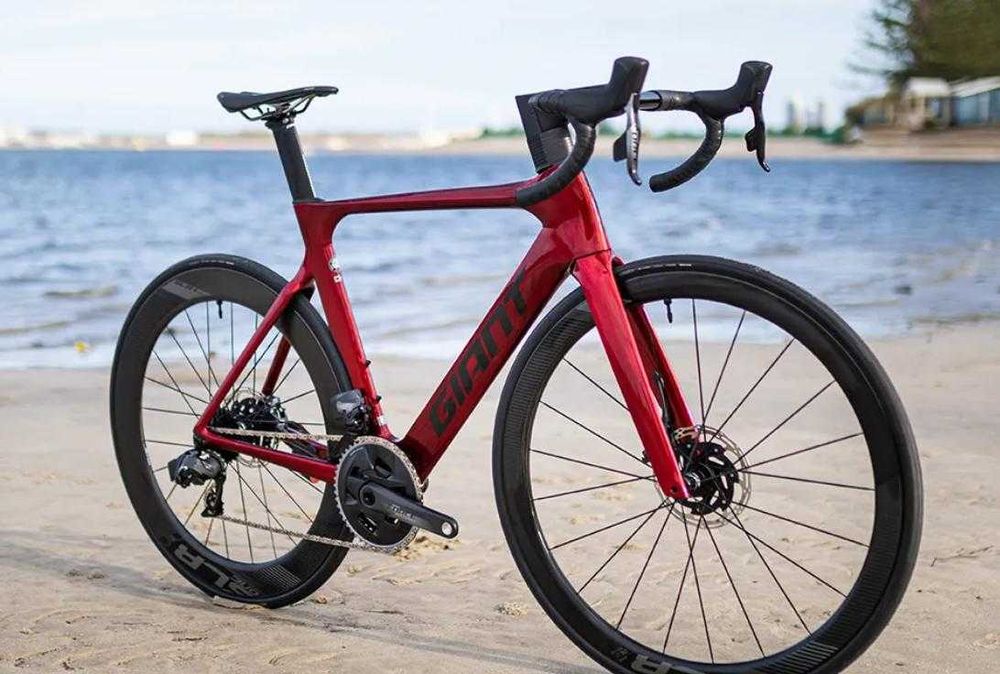 Новый Giant Propel Pro 2 Карбон. шоссейный велосипед. Срочно!