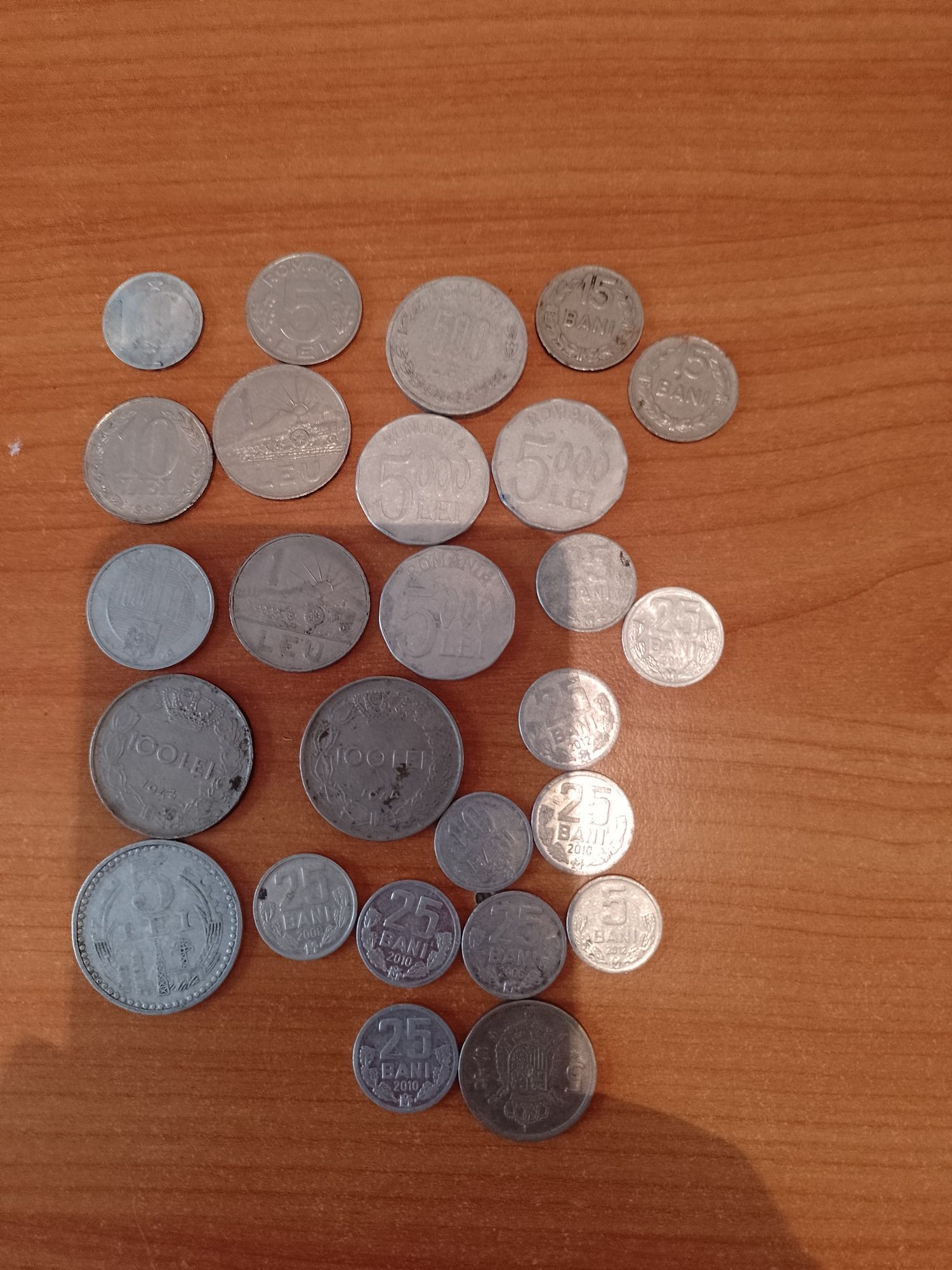 Monezi vechi românești și străine