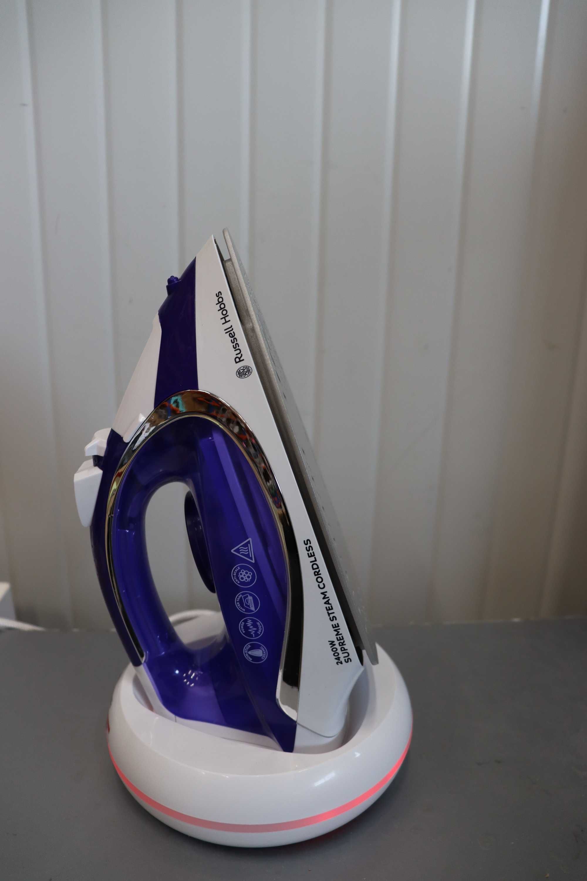 Безкабелна Парна ютия Russell Hobbs 23300-56 Supreme steam-23300-56