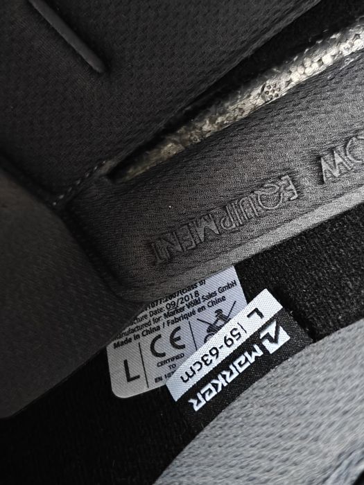 Каска Atomic Oakley Marker