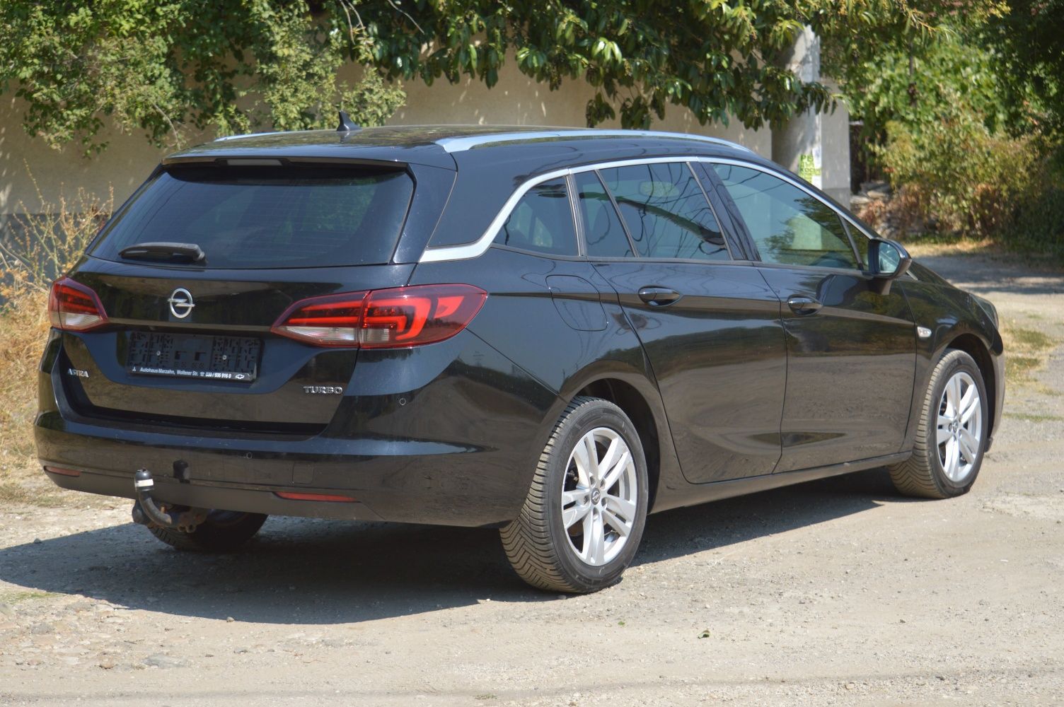 Продавам Opel Astra 1.4 turbo