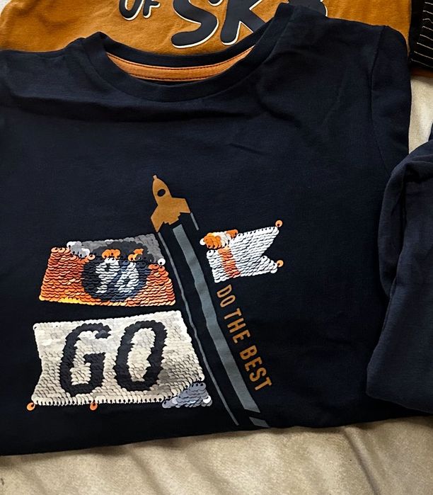 Блузки за момче 98-104 17бр.