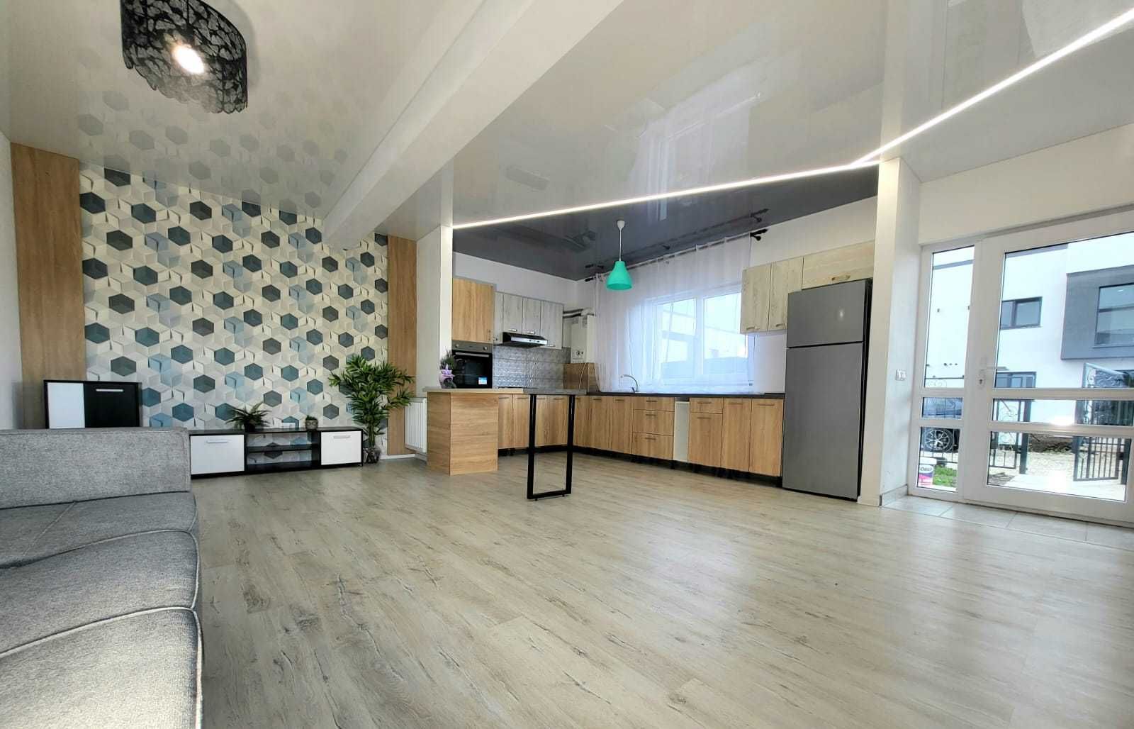 ap.in CASA 2cam.+curte ,Brasov Sanpetru intrare,475euro,PROPIETAR