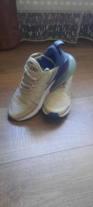 Adidas Nike AirMax 27c