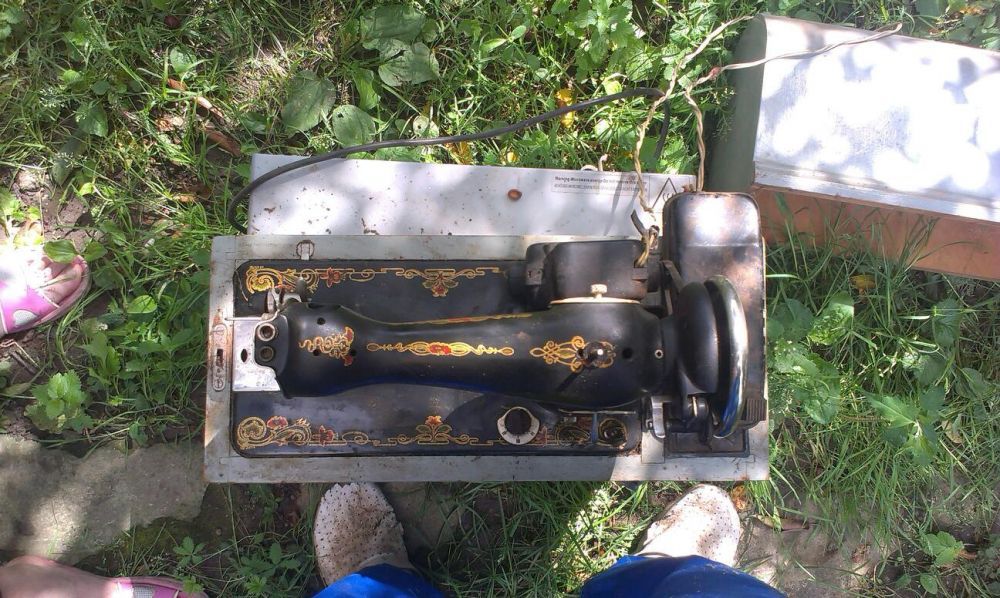 Masina de cusut ruseasca