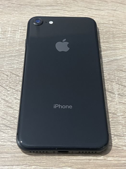 iPhone 8, без забележки 64GB