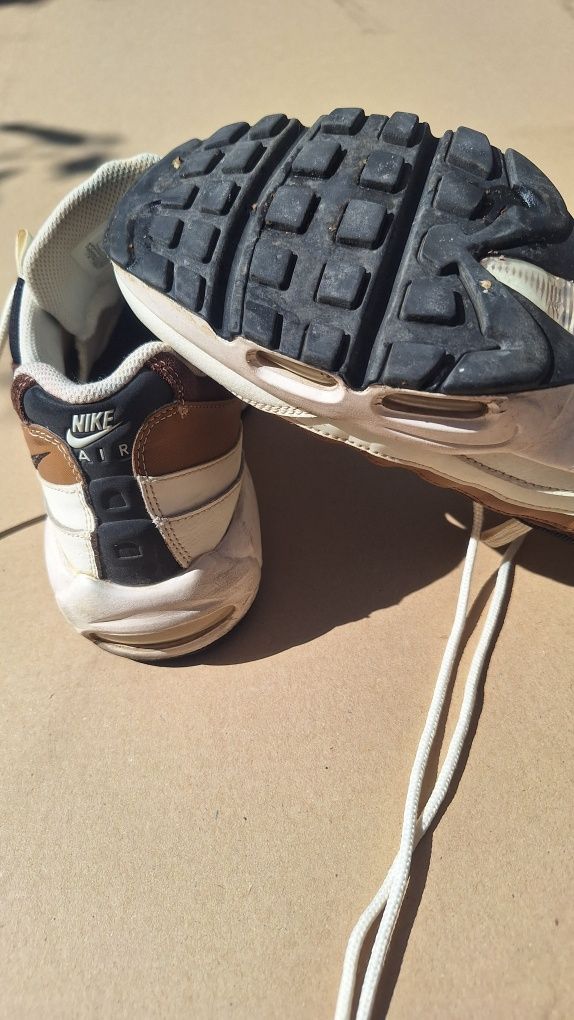 Оригинални маратонки Nike AirMax