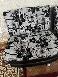 Кресло с диваном