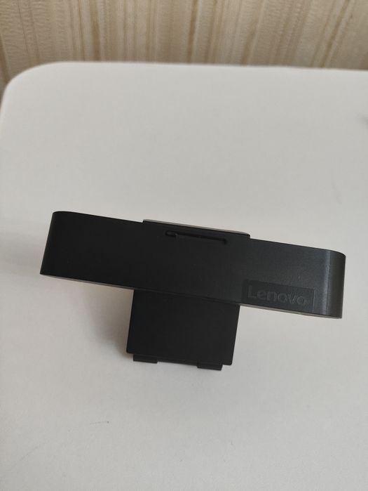Продаю веб-камеру Lenovo 500 FHD Webcam