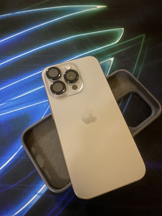 iPhone 15 Pro 128 ГБ (89% ёмкость батареи)