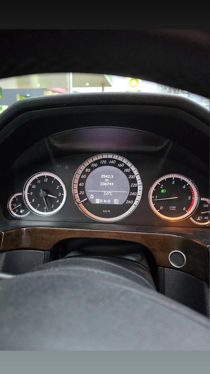 Mercedes Benz E 200cdi w212