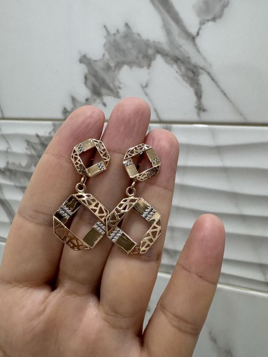 Продам золото. Серьги