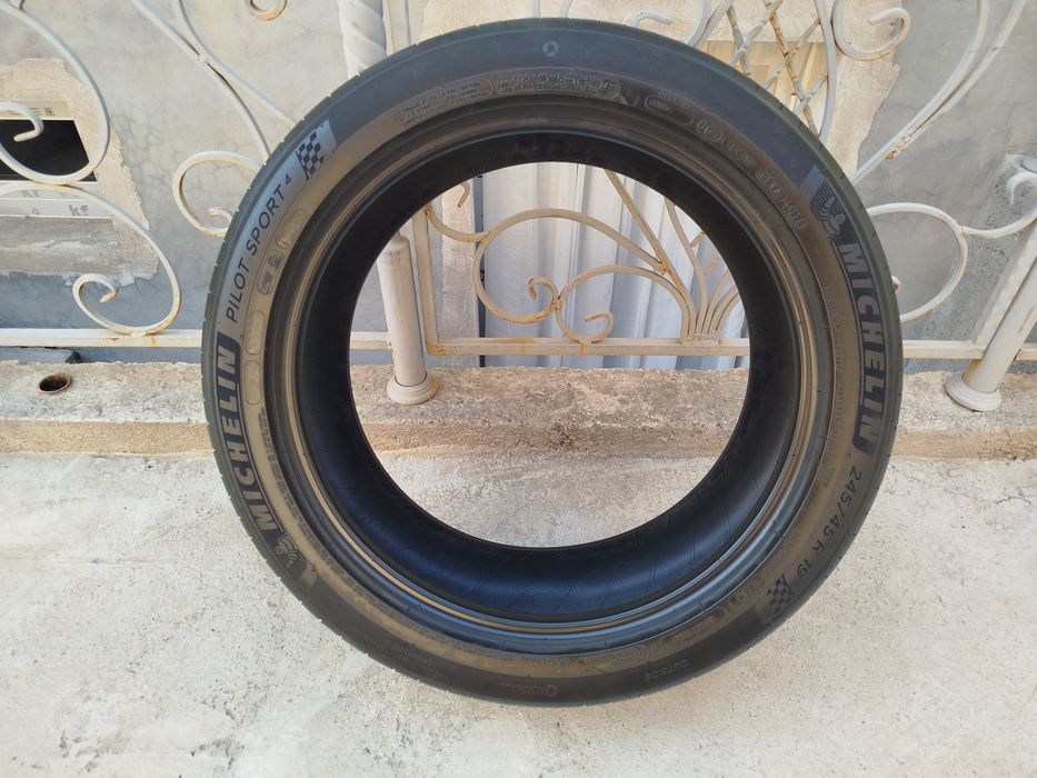 245 45 R19 Shina Michelin 1 dona