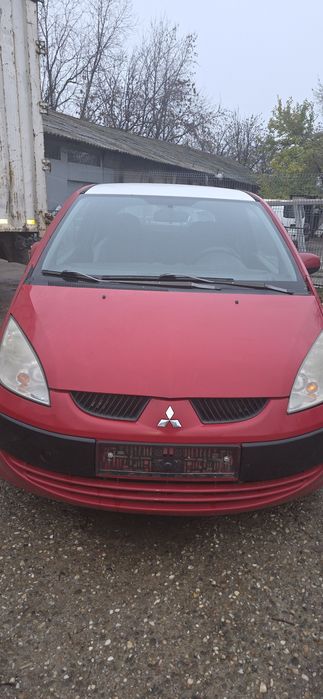 Dezmembrez  colt 2009