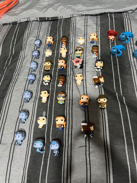 Stranger things  kinder joy