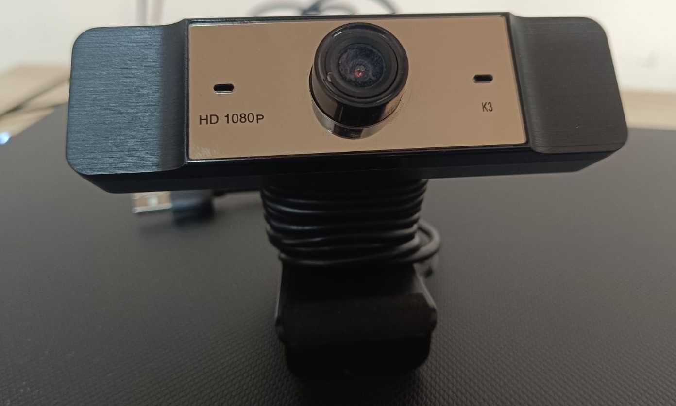 Webcam HD 1080p cu microfon – plug & play – 50 lei