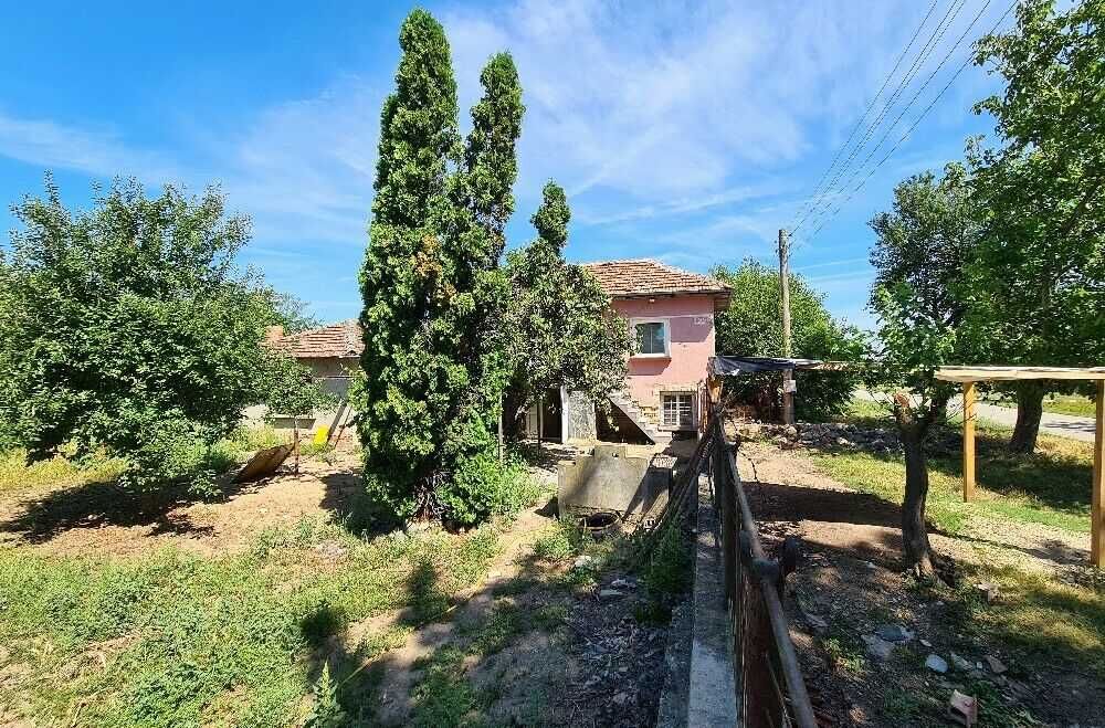 Продава се Къща в с. Червена, Област Велико Търново - 55 кв.м за 306 €/кв.м - Снимка #2