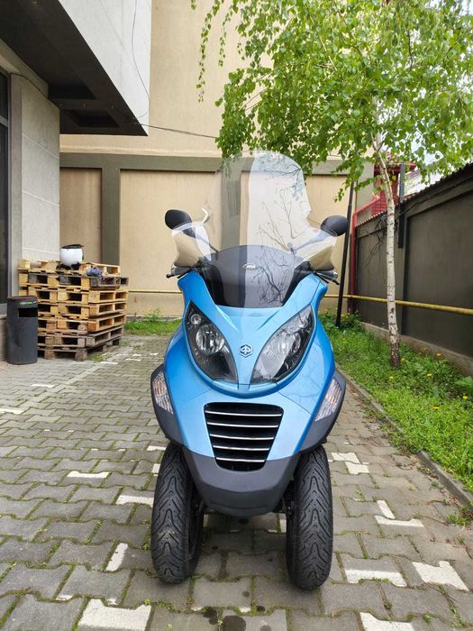 Vand Piaggio MP3, 250 cc, 10 155 Km, Categoria A