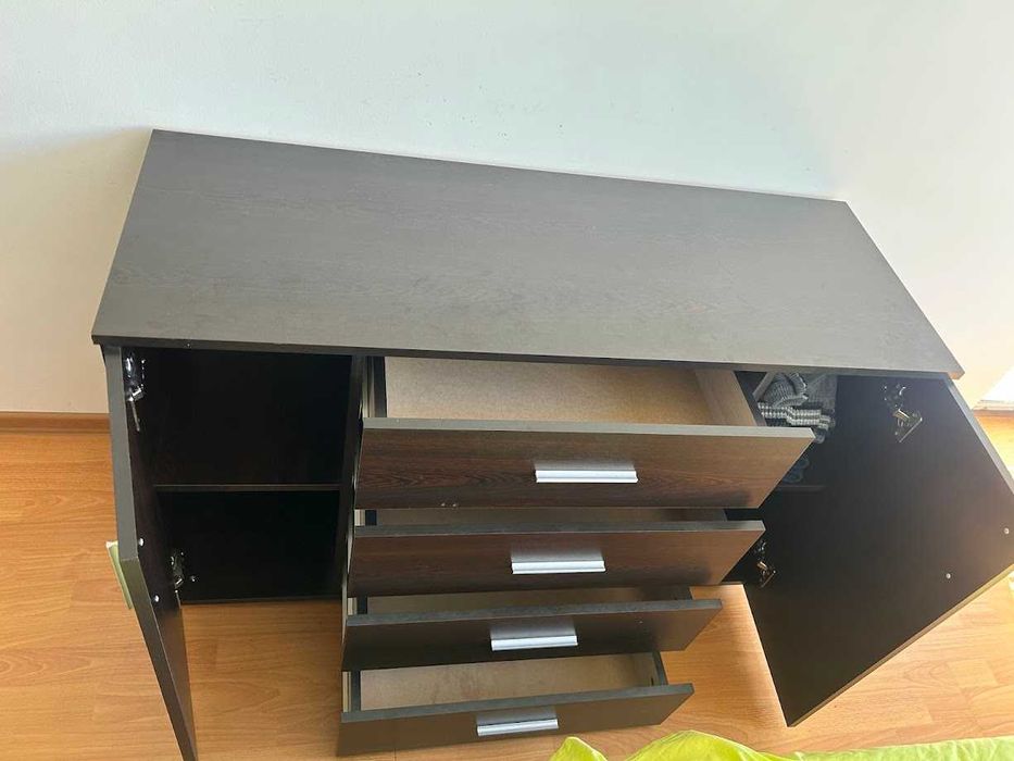 Скрин от Виденов 120х45х76  като нов