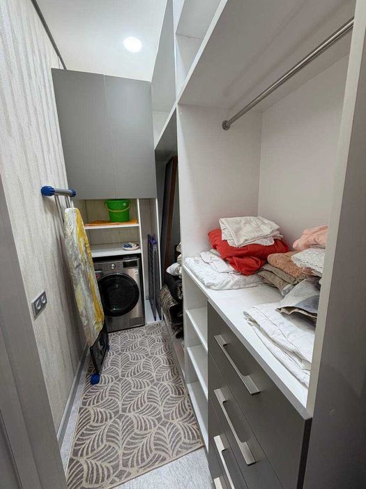 Продаётся 3х комн квартира на 4 этаже Ор-р Крытый рынок