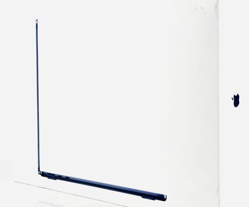НОВ! Apple MacBook Air 15" M4 16RAM 256SSD Midnight Гаранция!
