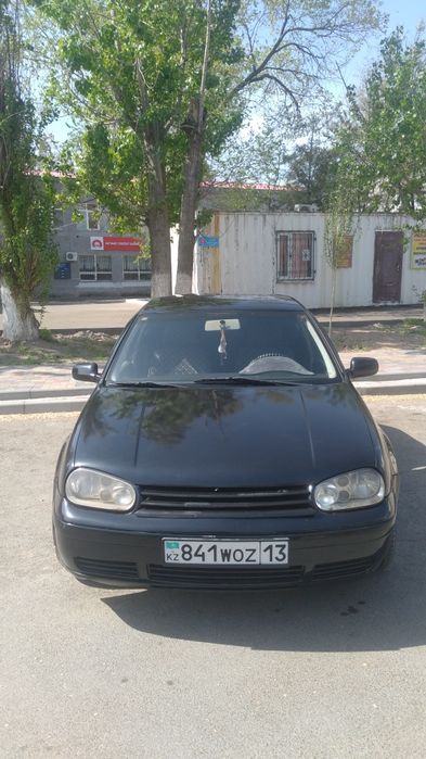 Машина Гольф 4 2002 года