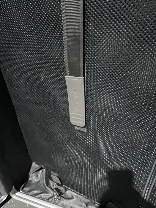 Vand troler aluminiu marca Rimowa