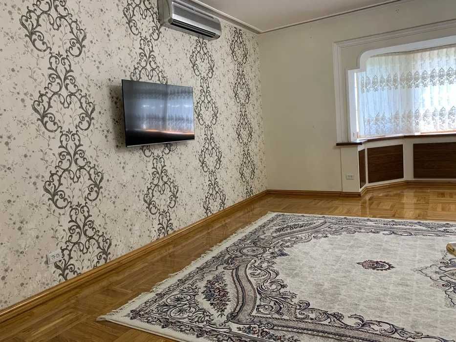 квартира в аренду!!! 3 ком 5 этаж Мирабад 172*
