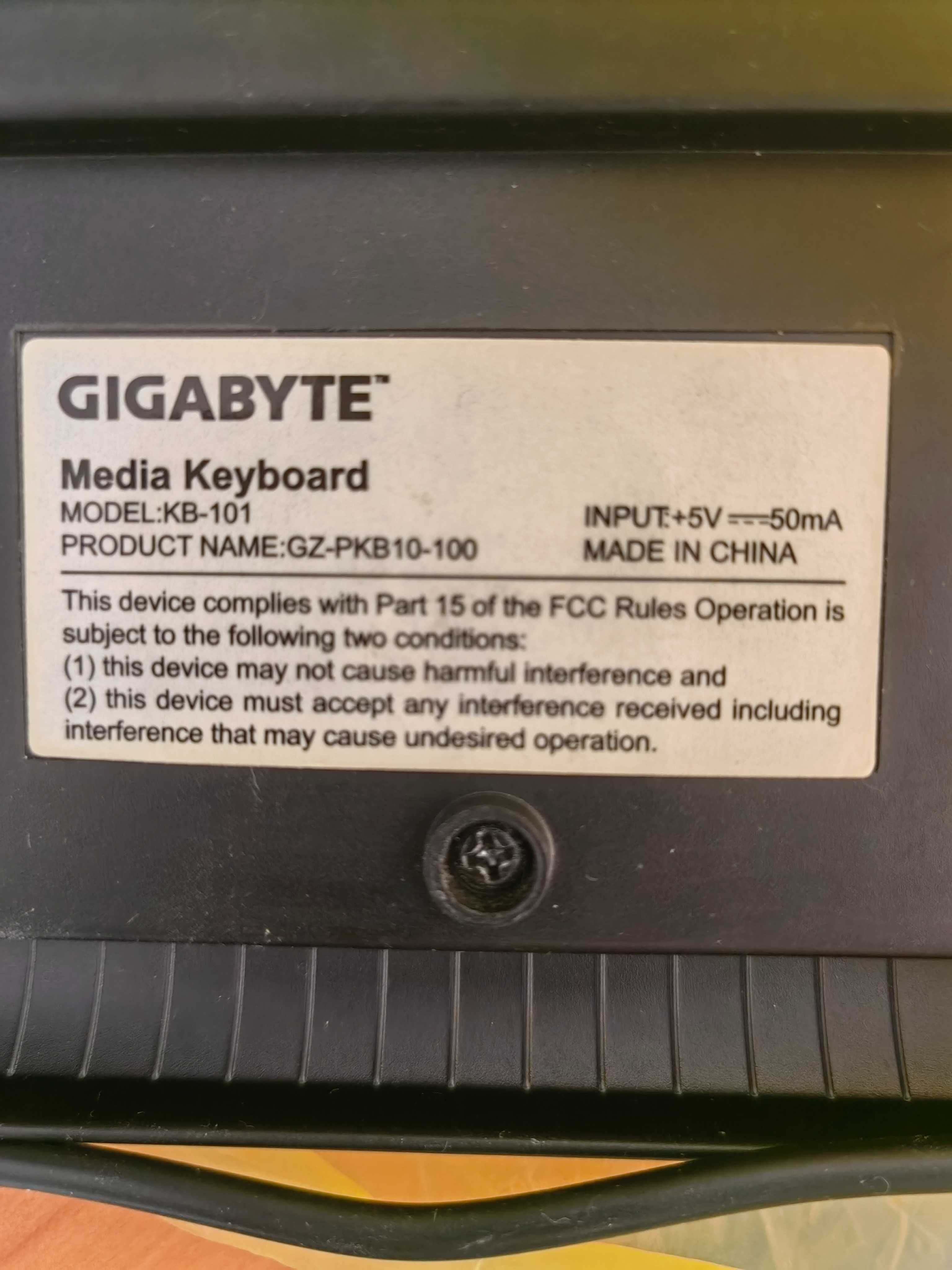 Компютърна клавиатура Gigabyte