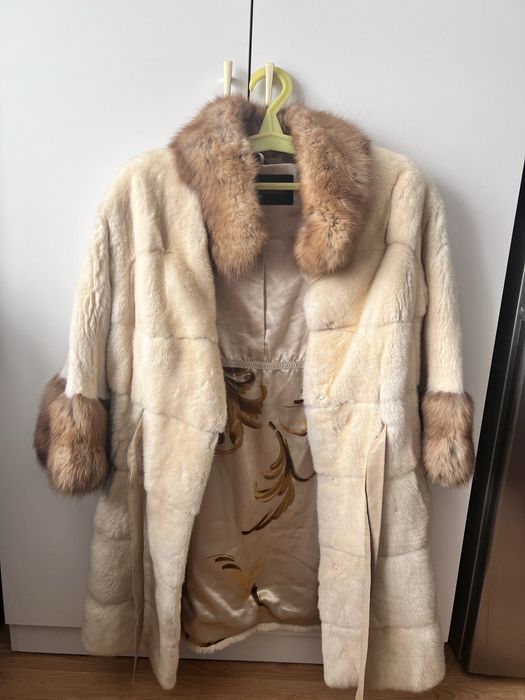 Продам норковую шубу