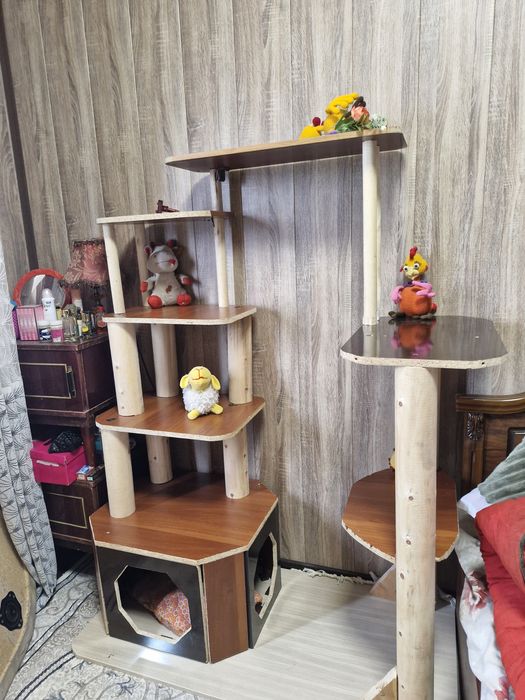 Многоярусный дом для кота