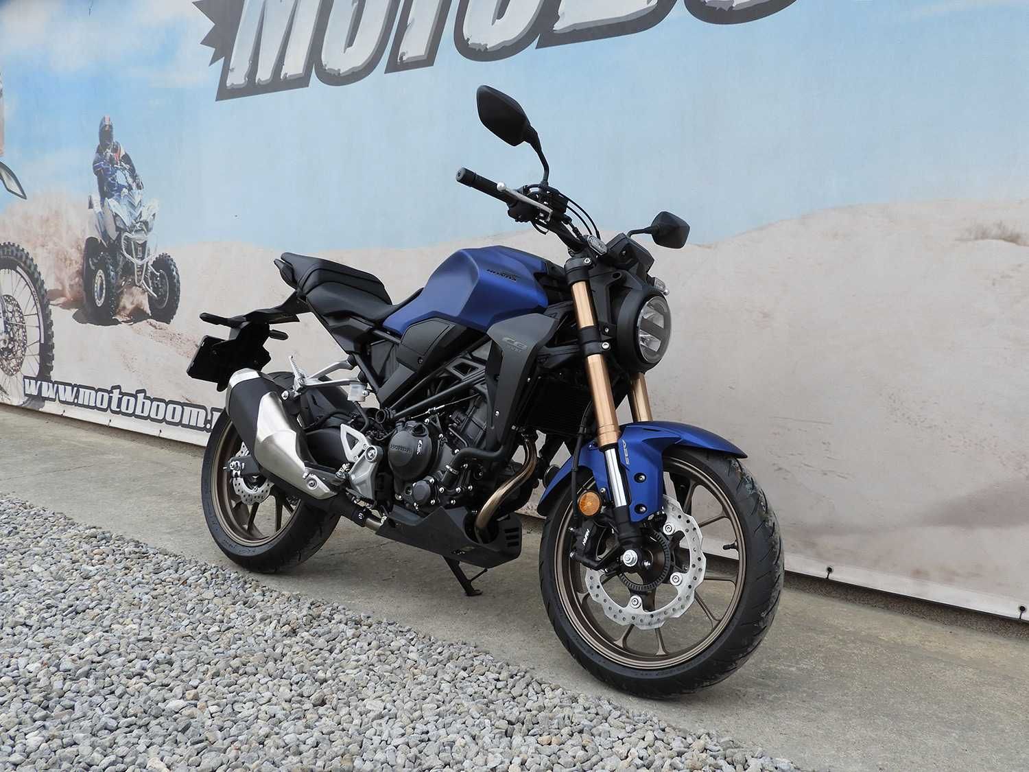 Lichidare Motocicleta Honda CB300R ABS 2023 | Rate | Leasing