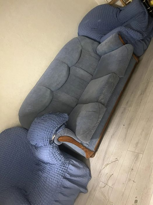 Комплект мебели диван и 2 кресла