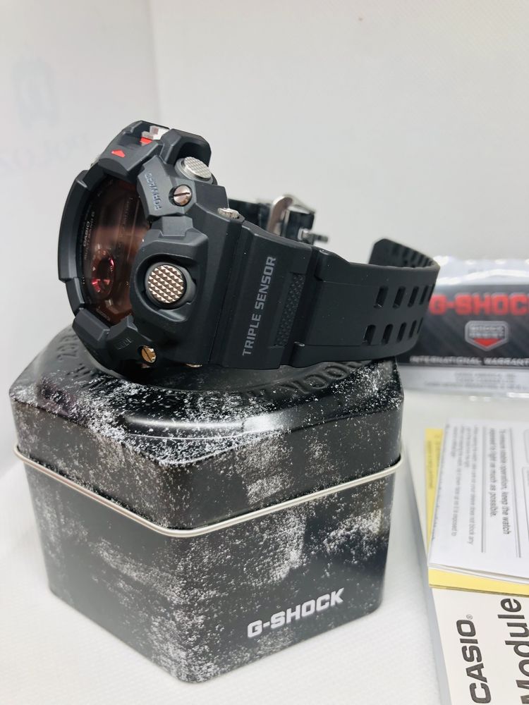 *Чисто нов* Casio G-Shock Rangeman GW-9400-1CR