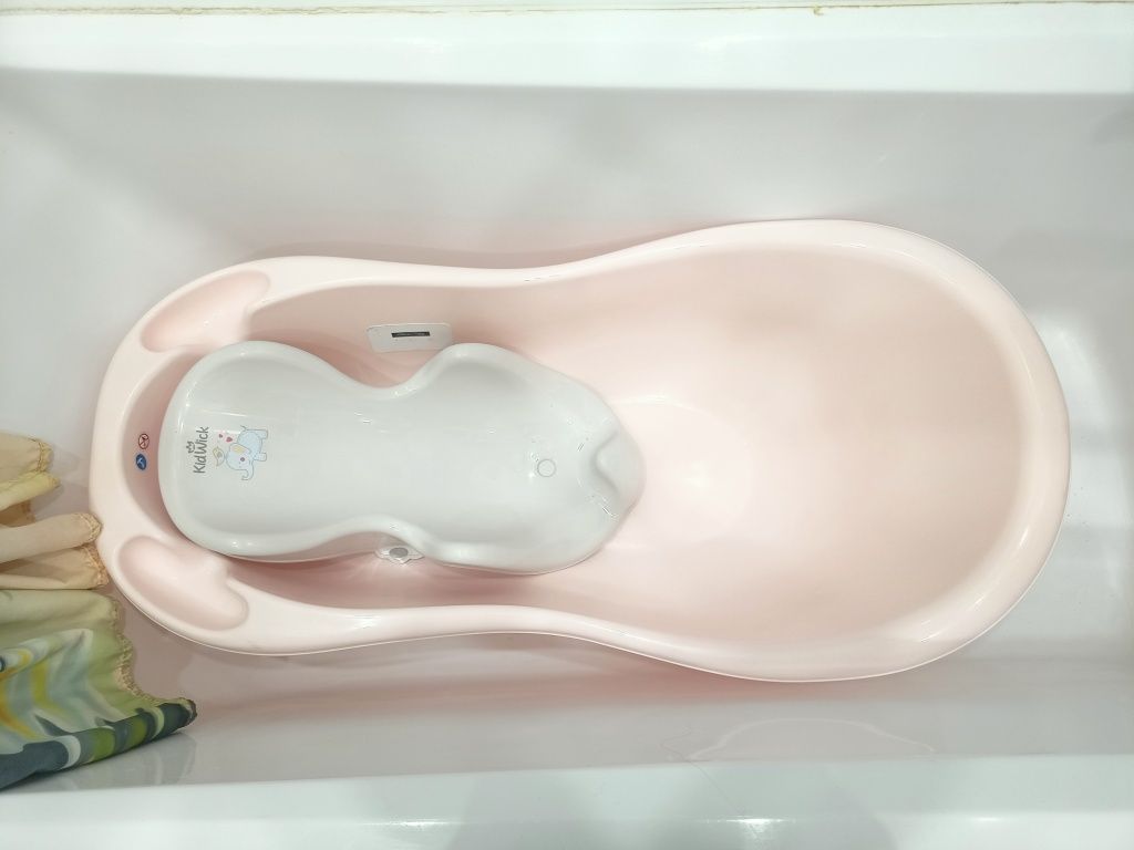 Отдам ванночку детскую