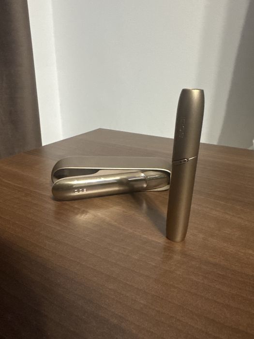 Iqos vechii utilizat . Dar in stare foarte buna