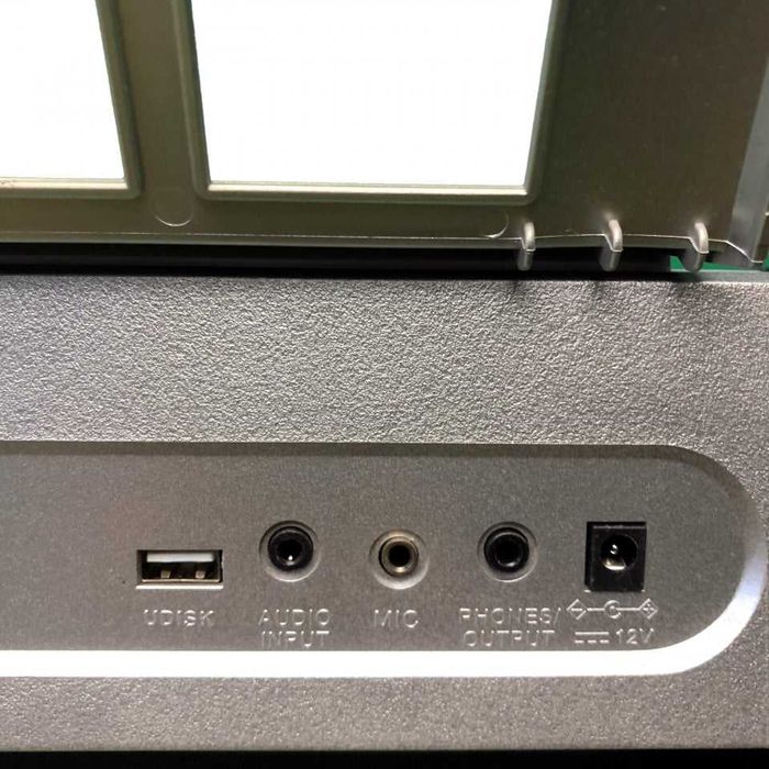 Orga electronica MK-810 61 clape imitatie pian 600 Tonuri 300 Ritmuri