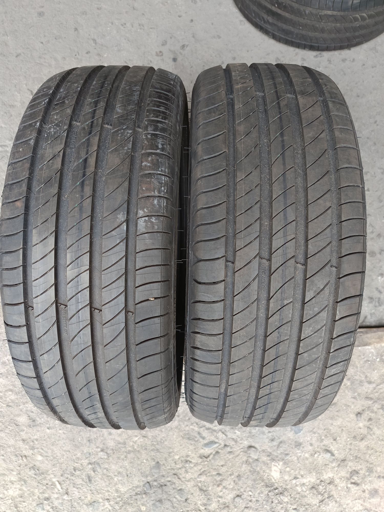 Летни гуми -2024г/43с.-17цола-205/45-1бр.-110лв."MICHELIN"-като нови