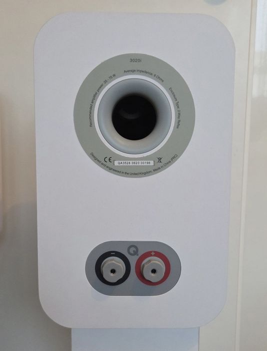 Vand boxe de raft Q Acoustics 3020i