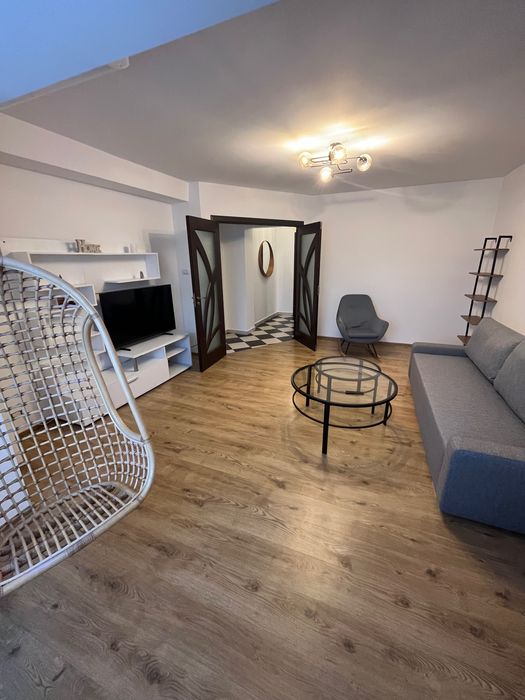 Închiriez ap 2 camere, 67m2, vedere la Delta Văcărești+loc de parcare