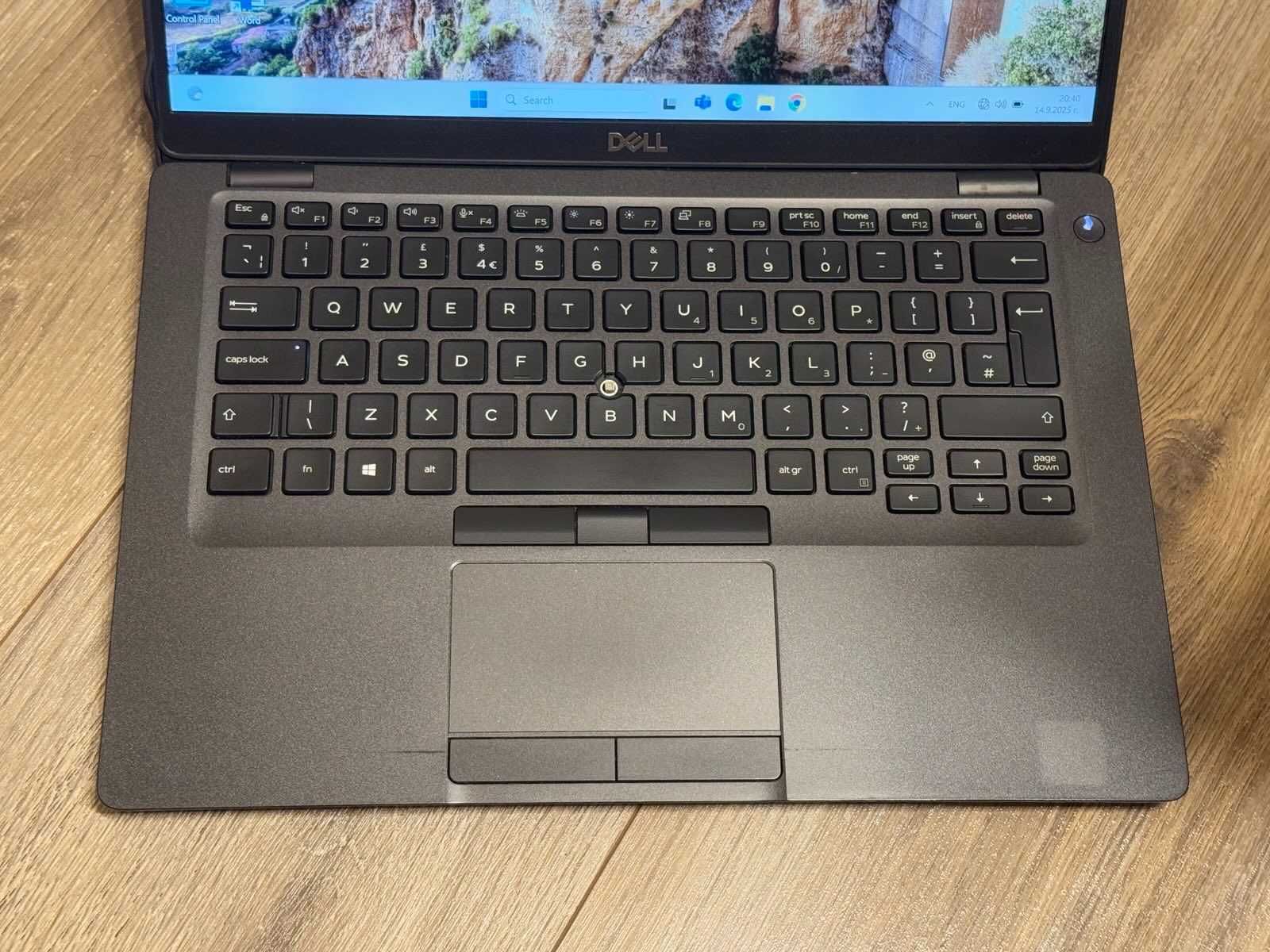 Dell Latitude 5400 I5/8RAM/128SSD/UHD Graphics 620/Full HD