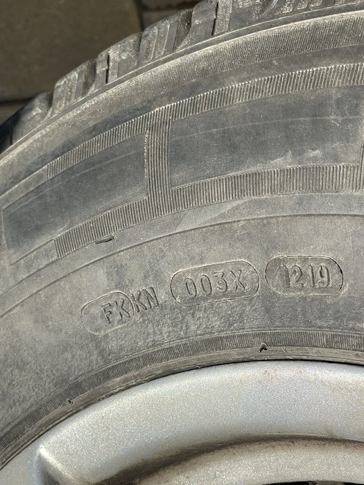 Anvelope Iarna Michelin C uri 215/75/16 C