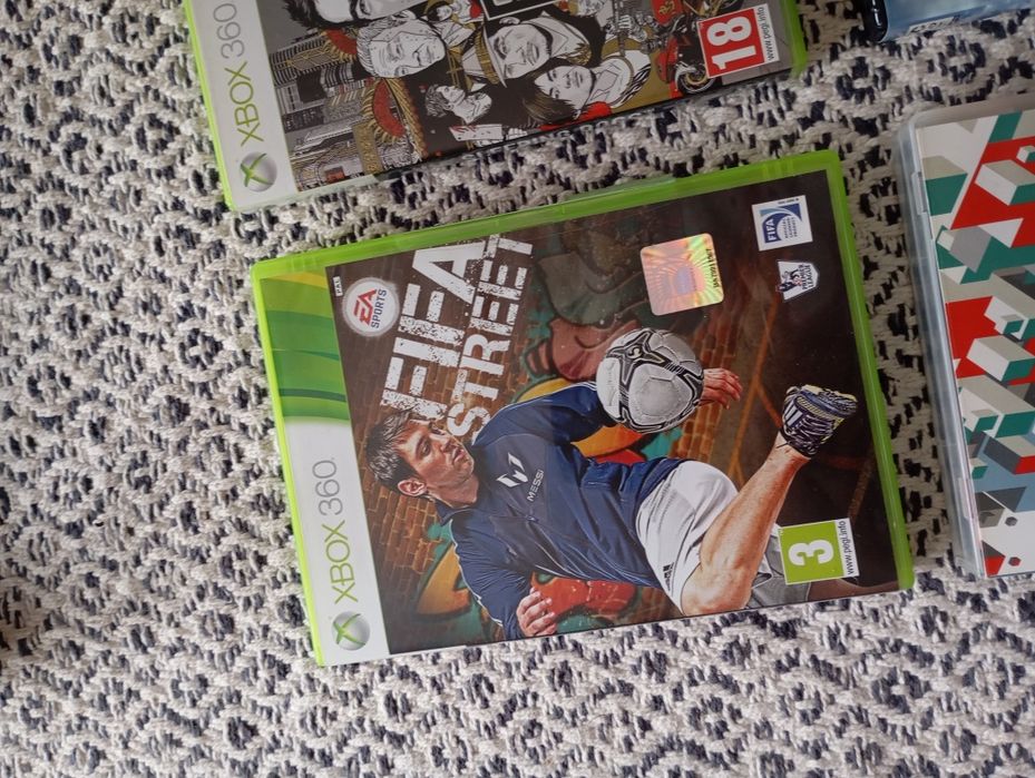 Jocuri PC Xbox 360 play station dvd games Vodafone FIFA star wars