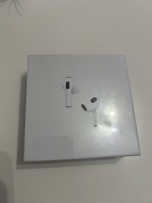Airpods generatia 3