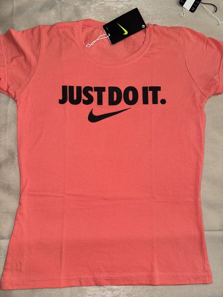 Дамски тениски Nike